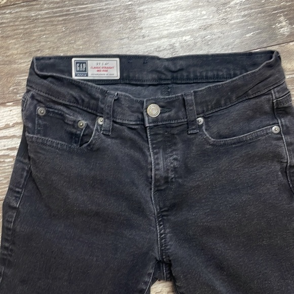 Gap Classic Straight Mid Rise Faded Black Jeans - Picture 2 of 6